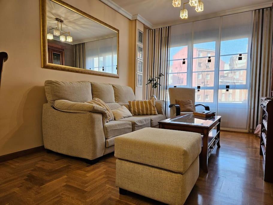 Apartment 1a109 Comodo Y Con Garaje Gijón